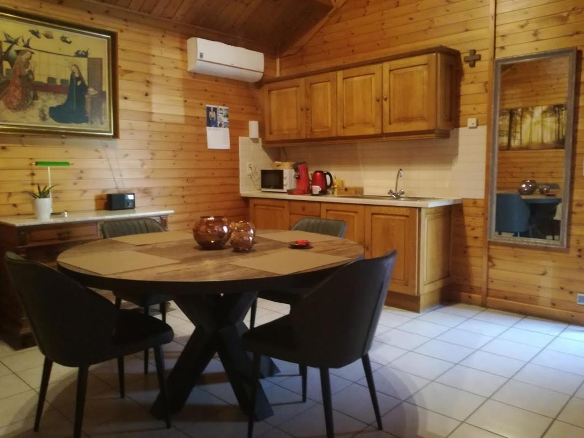 De Zon B&B Хейст-оп-ден-Берг Экстерьер фото